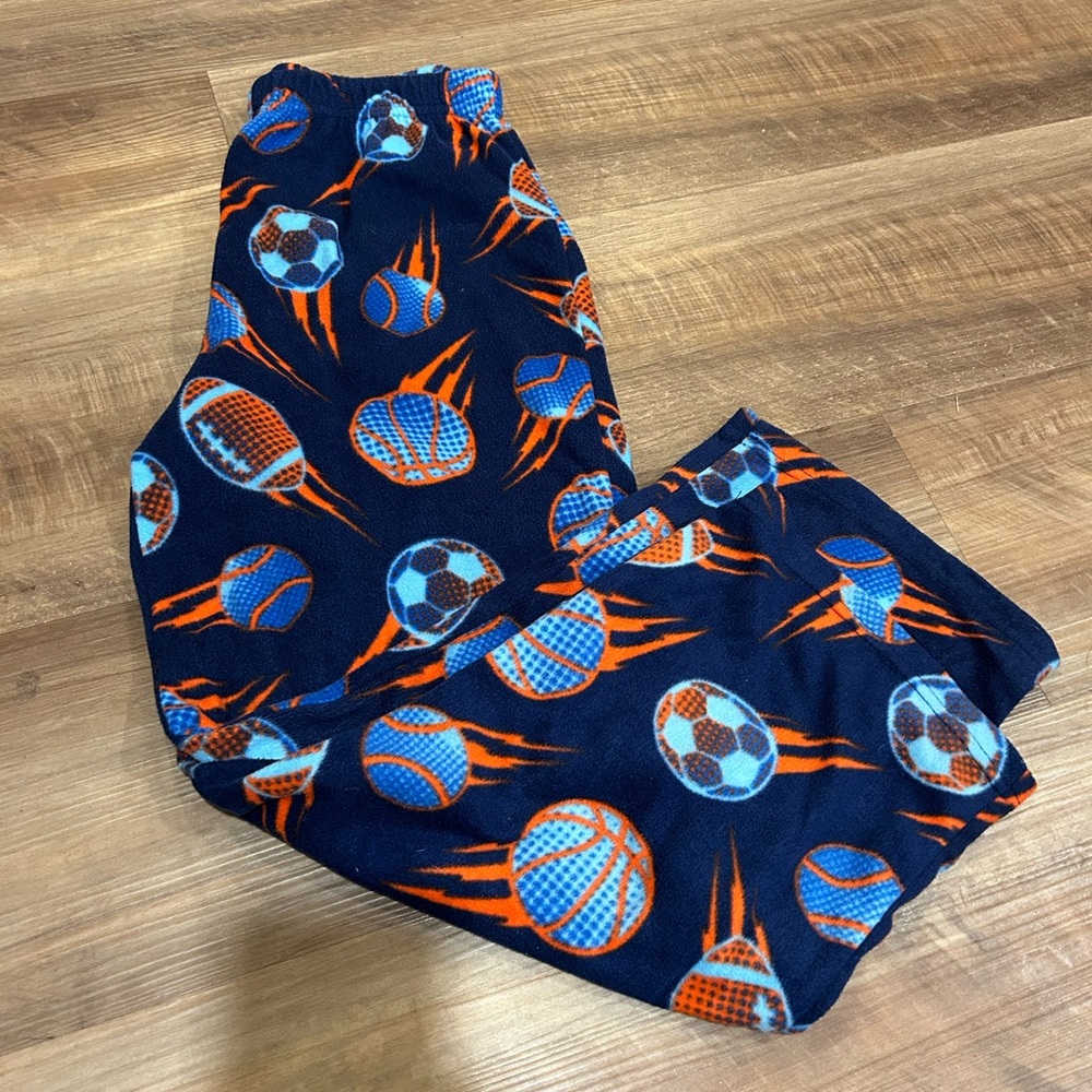 Kids fleece sports pjs sz M